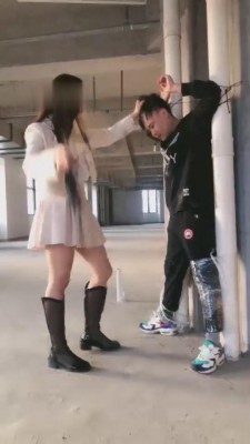 【红杉】户外吊绑惩罚跟踪狂 bf11581