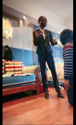 【暴力美学s】裤里丝腿绞 掐脖子窒息 bf5146