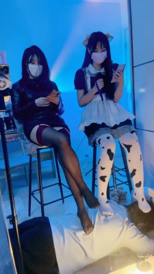 【礼礼大人】双S边直播边踩脚垫【双视角版】 bf19942