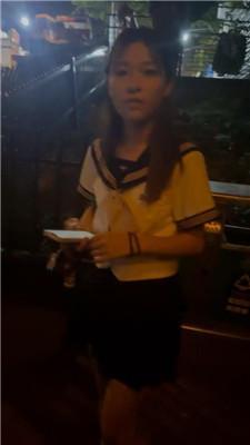 【素人挖掘机】路边开发素人-皮鞋白袜气味辱 bf43135