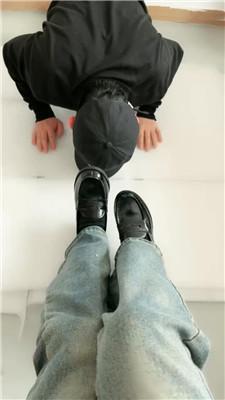 【子衿】闻舔皮鞋黑棉袜/吃口水/骑马转胯脚耳光 bf50647