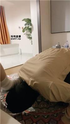 【妮妮大大】白袜玉足踩踏喂食 JS250317-29