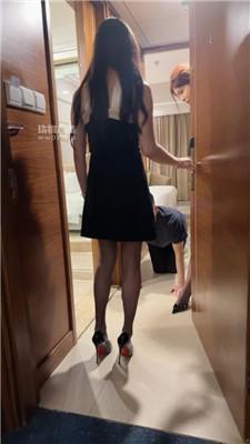 【欣妍】双S-黑丝高跟踩踏-重度鞭打【四视角版】 bf54909