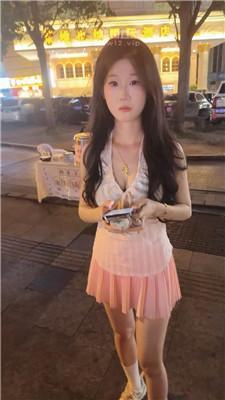 【狗哥】开发小妹脏鞋白袜踩 bf56850